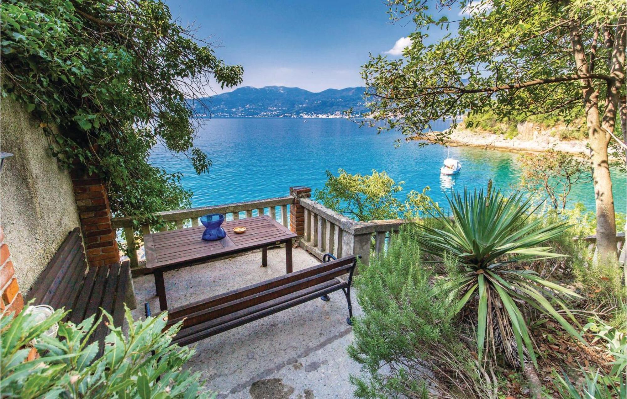 Lovely Apartment In Rijeka With House Sea View ภายนอก รูปภาพ