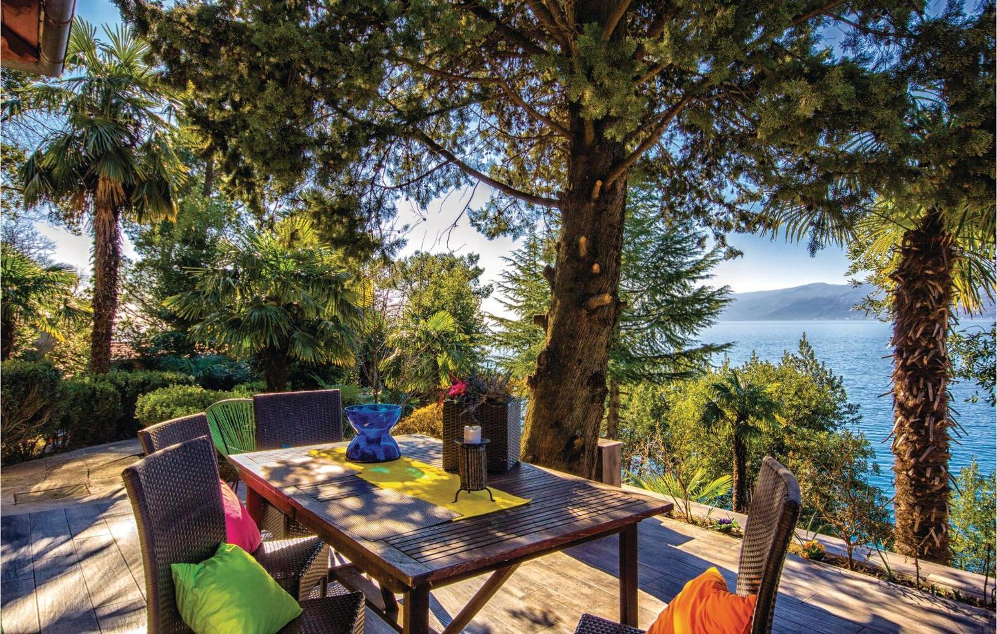 Lovely Apartment In Rijeka With House Sea View ภายนอก รูปภาพ