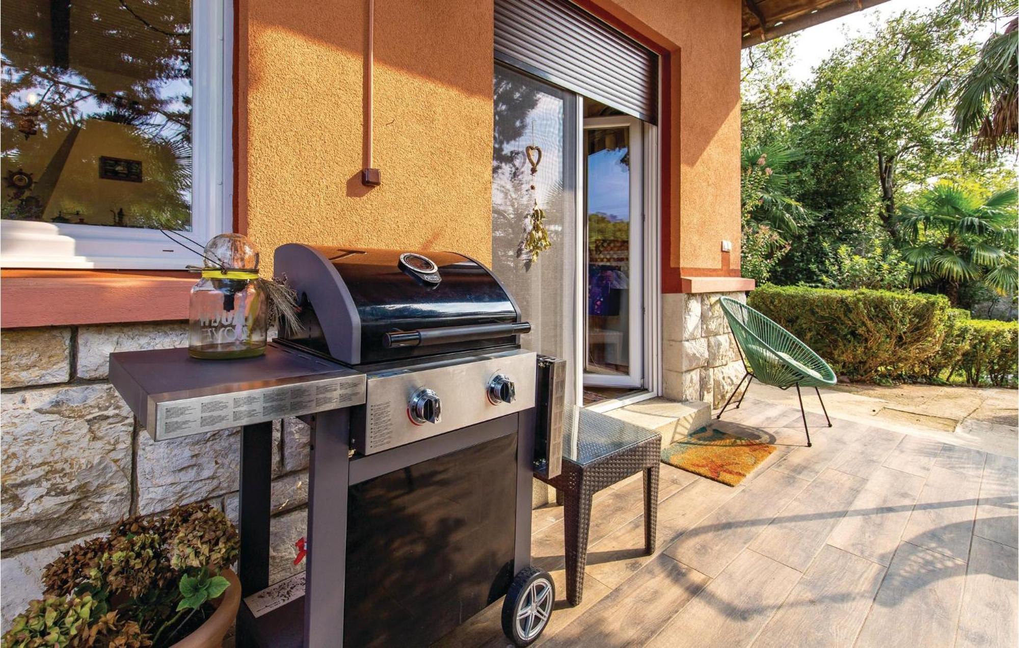 Lovely Apartment In Rijeka With House Sea View ภายนอก รูปภาพ