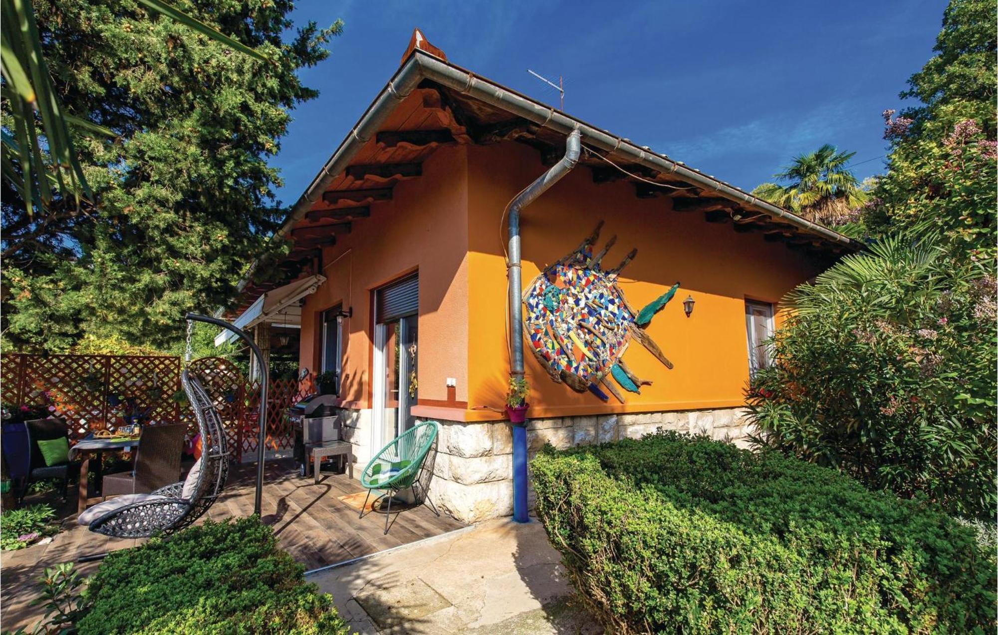 Lovely Apartment In Rijeka With House Sea View ภายนอก รูปภาพ