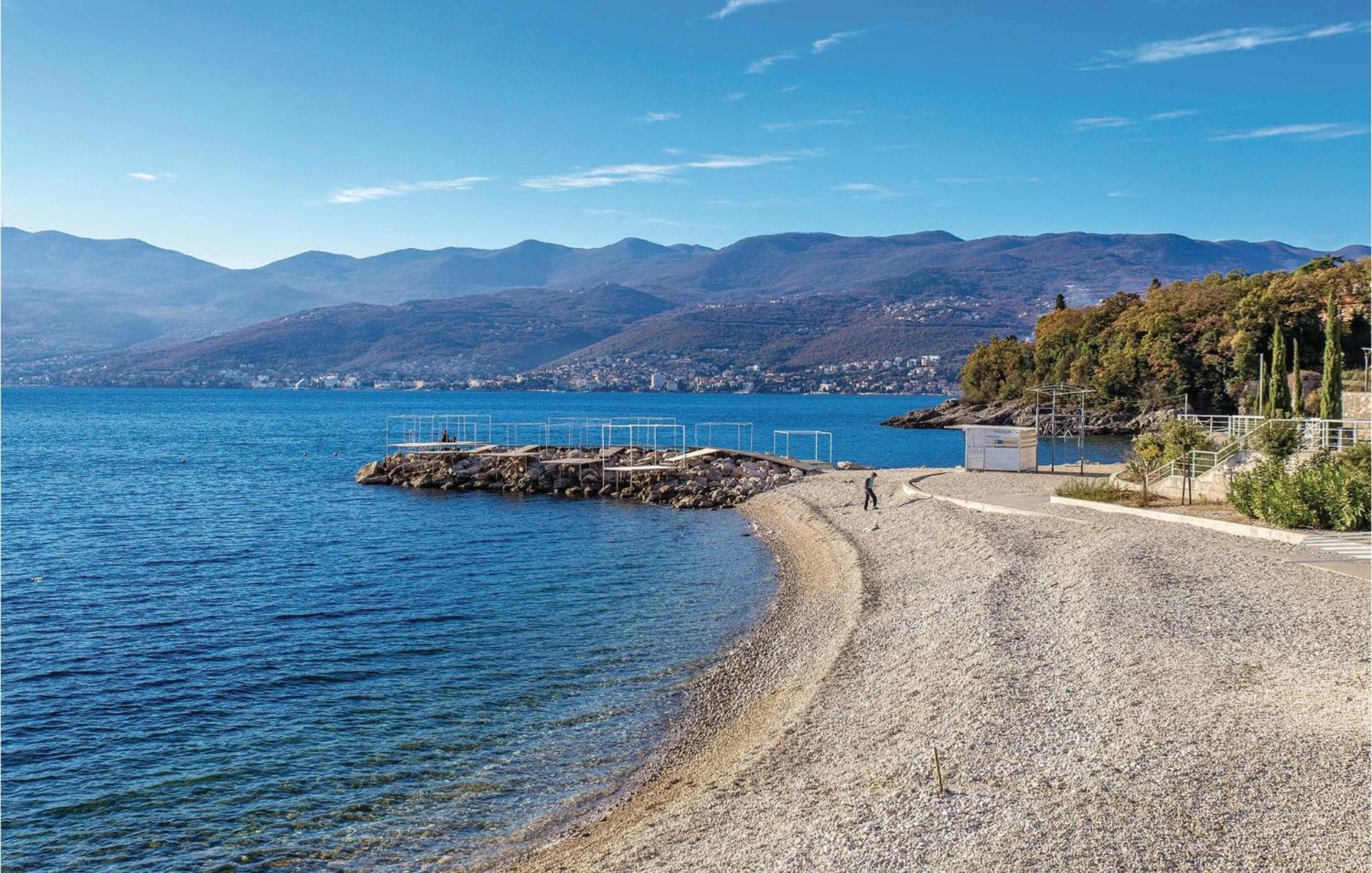 Lovely Apartment In Rijeka With House Sea View ภายนอก รูปภาพ
