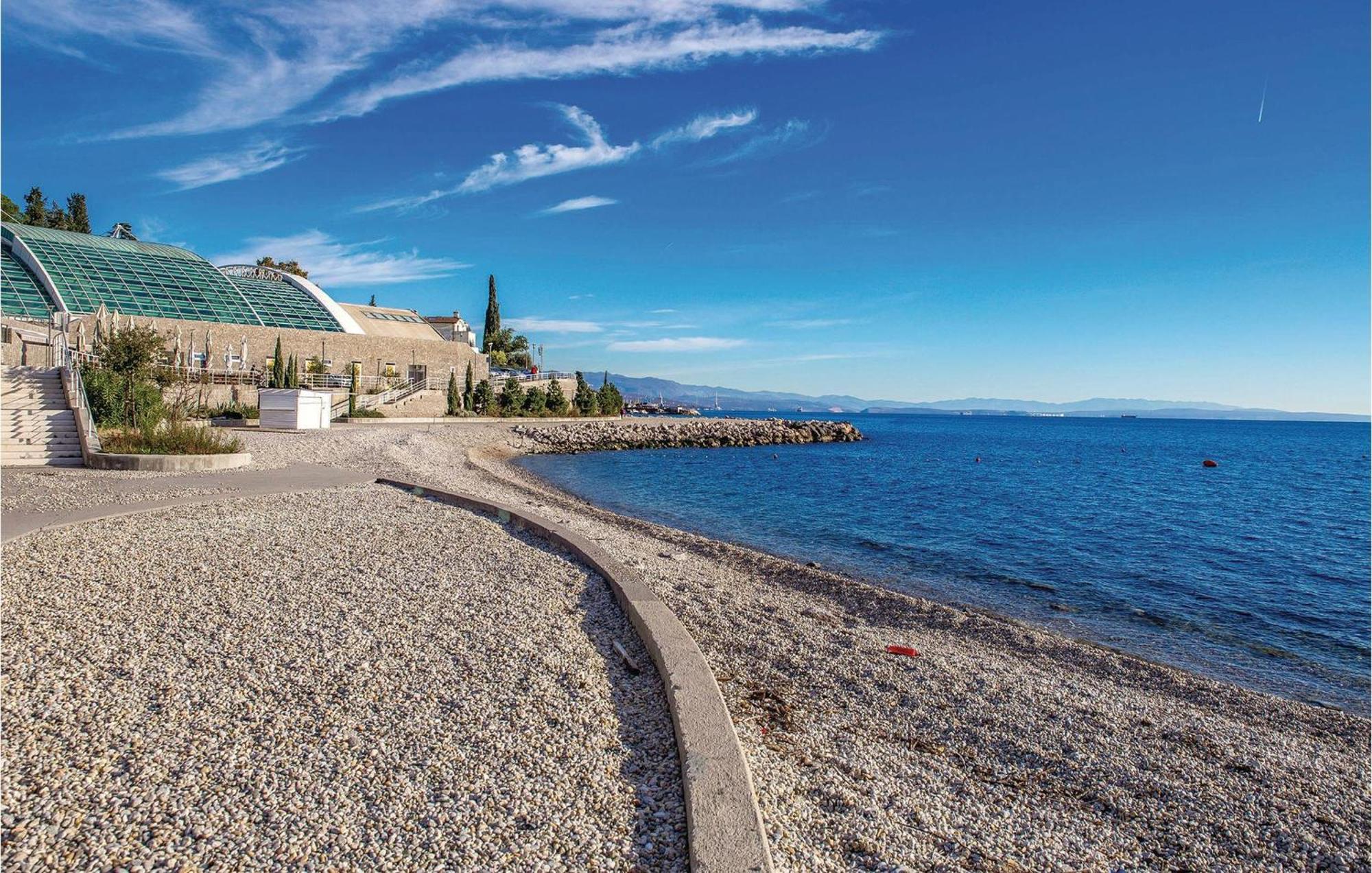 Lovely Apartment In Rijeka With House Sea View ภายนอก รูปภาพ